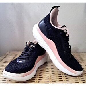 GDefy Women's 7 Spring Technology Run Black with Pink Low Cut Sneakers Lace-Up
